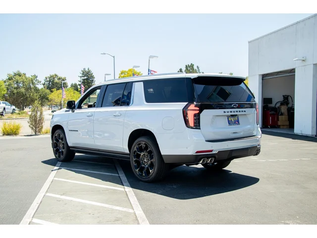 Nuevos CHEVROLET SUBURBAN à Estados chez autogozo