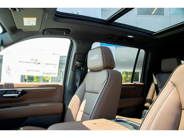 Nuevos CHEVROLET SUBURBAN à Estados chez autogozo