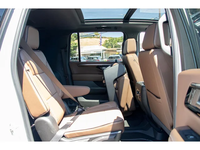 Nuevos CHEVROLET SUBURBAN à Estados chez autogozo
