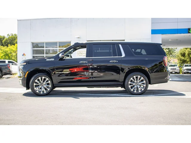 Nuevos CHEVROLET SUBURBAN à Estados chez autogozo