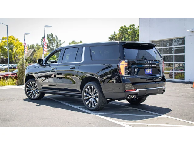 Nuevos CHEVROLET SUBURBAN à Estados chez autogozo