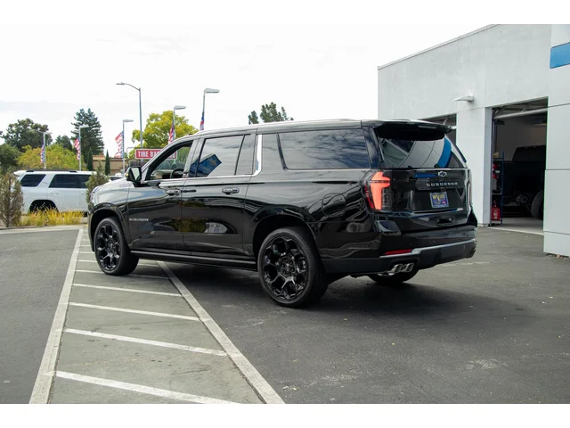 Nuevos CHEVROLET SUBURBAN à Estados chez autogozo