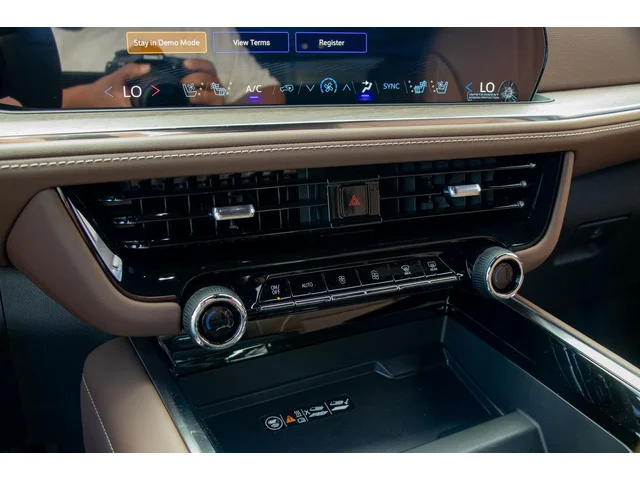 Nuevos CHEVROLET SUBURBAN à Estados chez autogozo