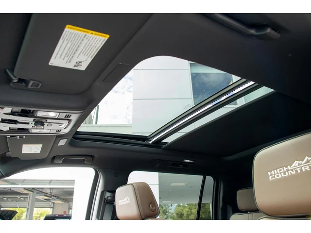 Nuevos CHEVROLET SUBURBAN à Estados chez autogozo