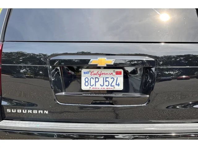 SEMINUEVOS CHEVROLET Suburban at ELK GROVE in Elk Grove Buick GMC