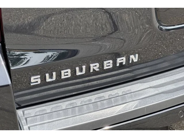 SEMINUEVOS CHEVROLET Suburban at ELK GROVE in Elk Grove Buick GMC