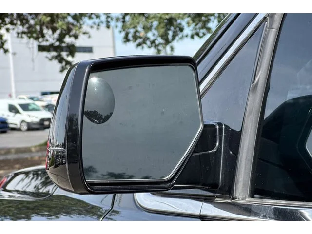 SEMINUEVOS CHEVROLET Suburban at ELK GROVE in Elk Grove Buick GMC