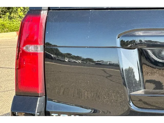 SEMINUEVOS CHEVROLET Tahoe at ELK GROVE in Elk Grove Buick GMC