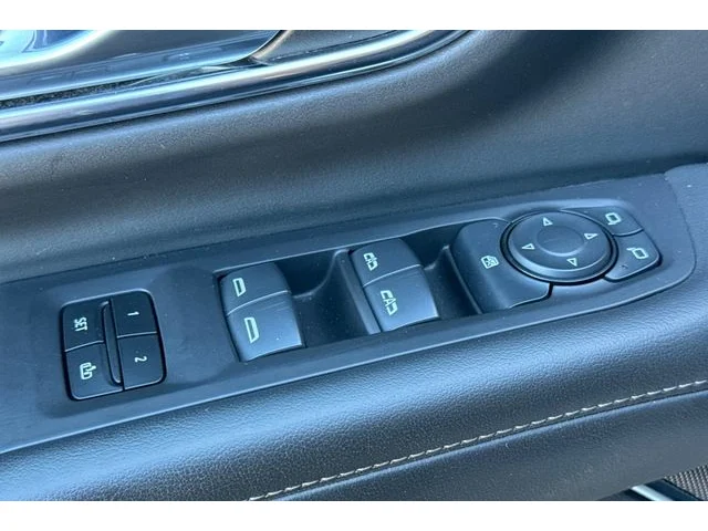 SEMINUEVOS CHEVROLET Suburban at ELK GROVE in Elk Grove Buick GMC