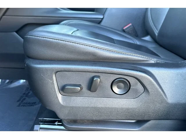 SEMINUEVOS CHEVROLET Suburban at ELK GROVE in Elk Grove Buick GMC