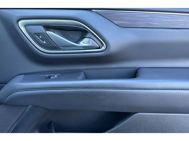 SEMINUEVOS CHEVROLET Suburban at ELK GROVE in Elk Grove Buick GMC