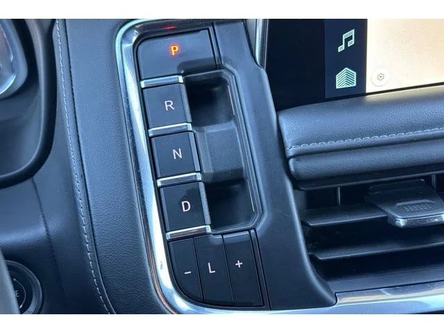 SEMINUEVOS CHEVROLET Suburban at ELK GROVE in Elk Grove Buick GMC