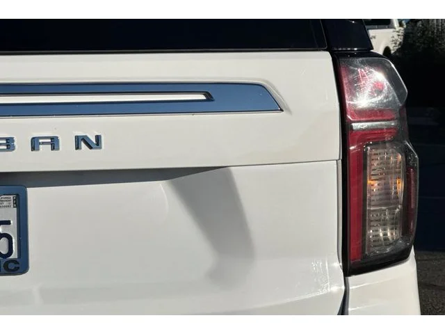 SEMINUEVOS CHEVROLET Suburban at ELK GROVE in Elk Grove Buick GMC