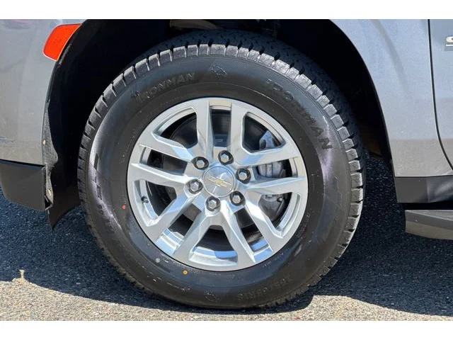 SEMINUEVOS CHEVROLET Suburban at ELK GROVE in Elk Grove Buick GMC