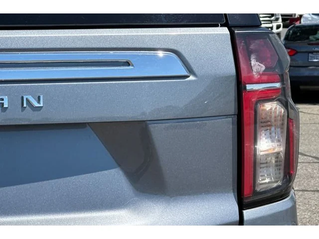 SEMINUEVOS CHEVROLET Suburban at ELK GROVE in Elk Grove Buick GMC