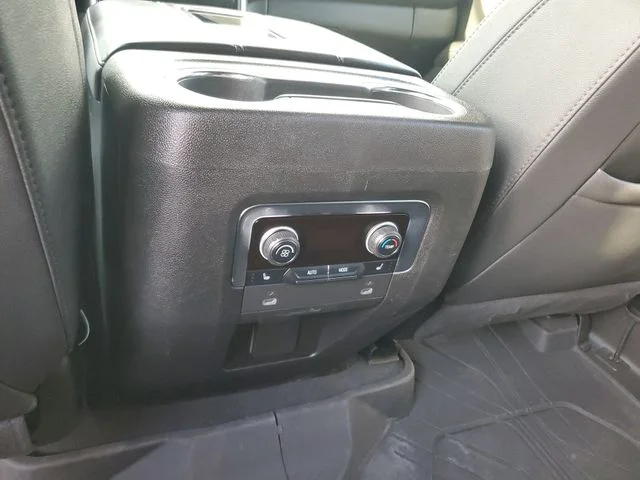 SEMINUEVOS CHEVROLET Suburban a Estados en autogozo