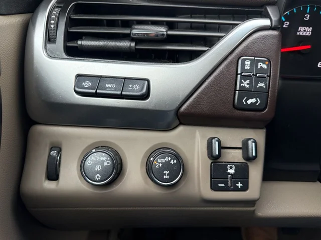 SEMINUEVOS CHEVROLET Suburban a Estados en autogozo
