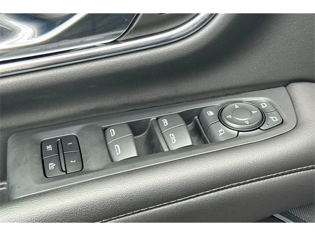 SEMINUEVOS CHEVROLET Tahoe at ELK GROVE in Elk Grove Buick GMC