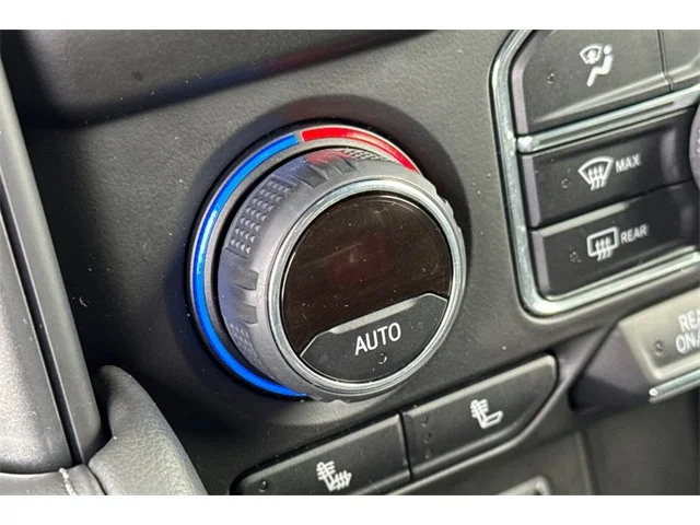 SEMINUEVOS CHEVROLET Tahoe at ELK GROVE in Elk Grove Buick GMC