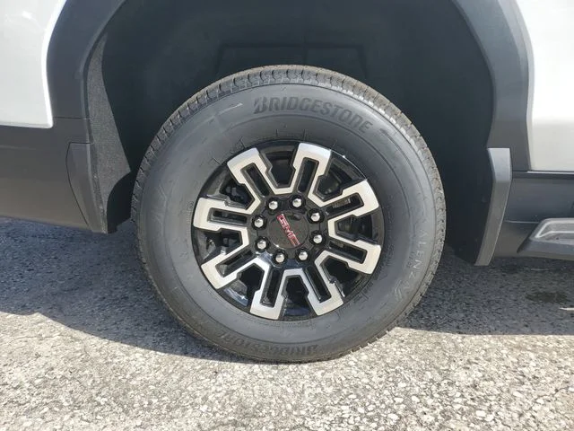 Nuevos GMC SIERRA EV à Estados chez autogozo