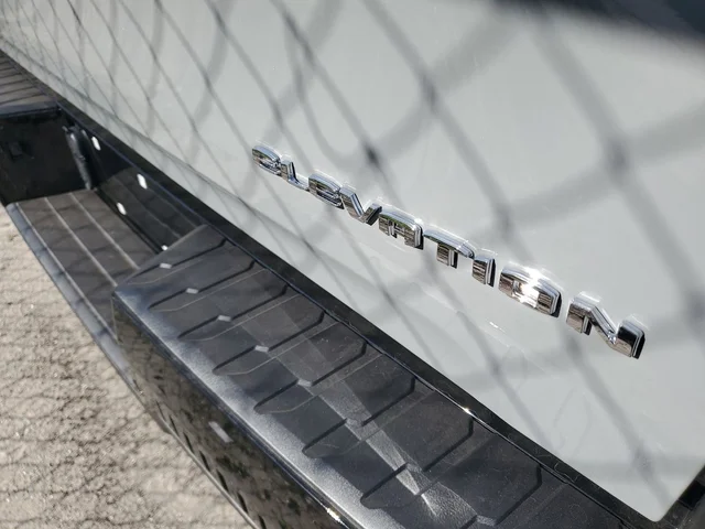Nuevos GMC SIERRA EV à Estados chez autogozo