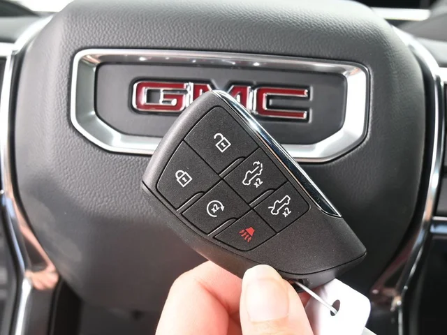 Nuevos GMC SIERRA EV à Estados chez autogozo