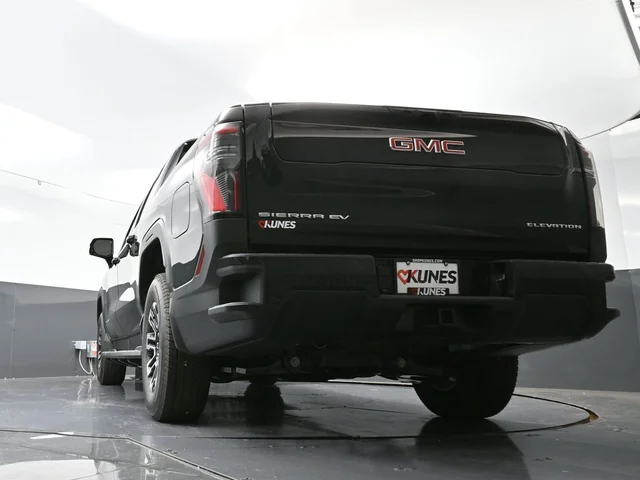 Nuevos GMC SIERRA EV à Estados chez autogozo