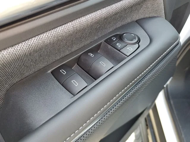 Nuevos GMC SIERRA EV à Estados chez autogozo