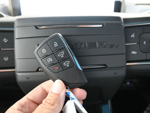 Nuevos GMC HUMMER EV PICKUP à Estados chez autogozo