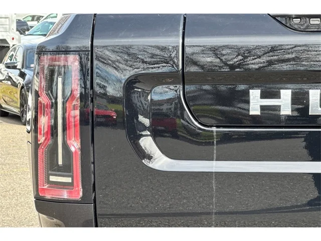 SEMINUEVOS GMC Hummer EV Pickup at ELK GROVE in Elk Grove Buick GMC
