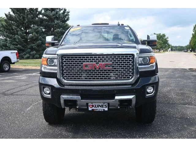 SEMINUEVOS GMC Sierra 3500HD a Estados en autogozo