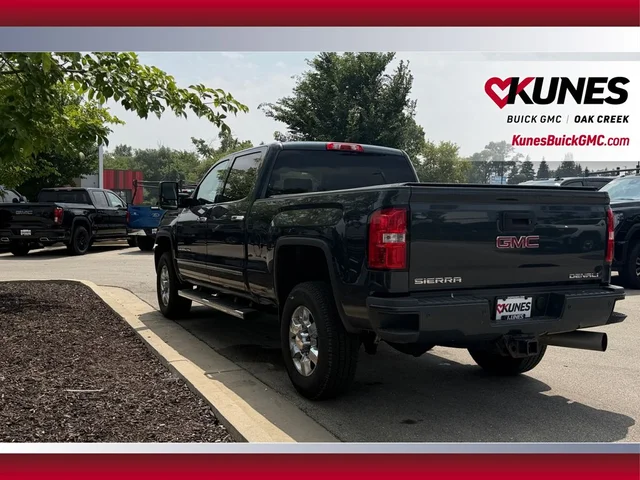 SEMINUEVOS GMC Sierra 3500HD a Estados en autogozo