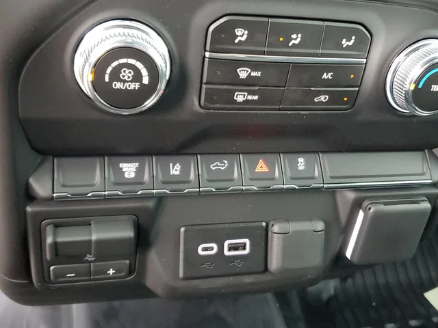 Nuevos GMC SIERRA 2500HD à Estados chez autogozo