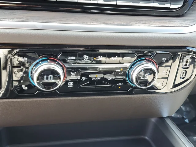 Nuevos GMC SIERRA 2500HD à Estados chez autogozo