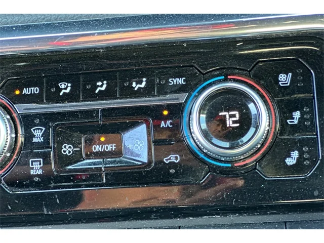 SEMINUEVOS GMC Sierra 3500HD at ELK GROVE in Elk Grove Buick GMC