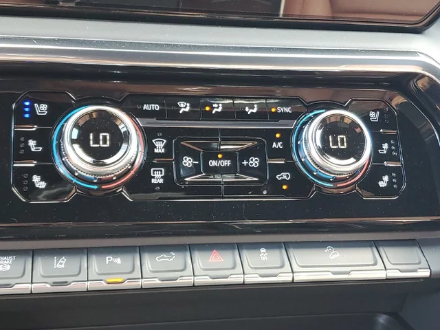 Nuevos GMC SIERRA 3500HD à Estados chez autogozo
