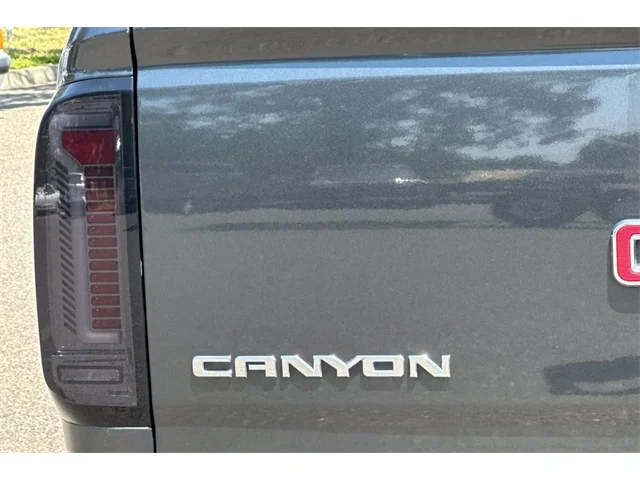 SEMINUEVOS GMC Canyon at ELK GROVE in Elk Grove Buick GMC