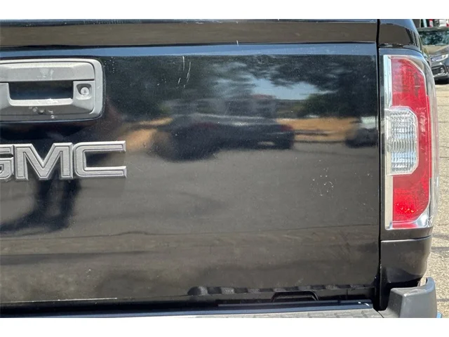 SEMINUEVOS GMC Canyon at ELK GROVE in Elk Grove Buick GMC
