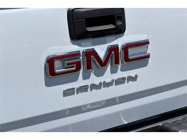 SEMINUEVOS GMC Canyon at ELK GROVE in Elk Grove Buick GMC