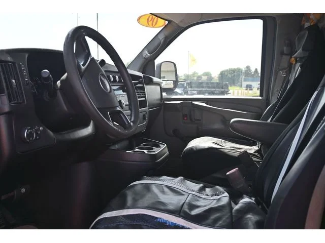 SEMINUEVOS GMC Savana 3500 a Estados en autogozo
