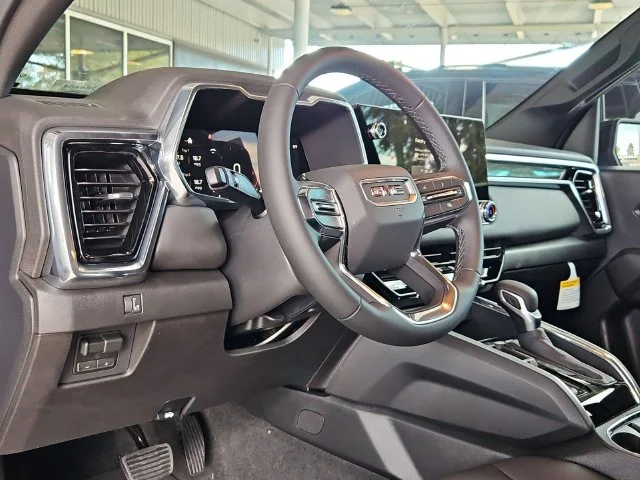 Nuevos GMC CANYON à Estados chez autogozo