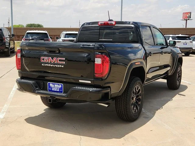 Nuevos GMC CANYON à Estados chez autogozo