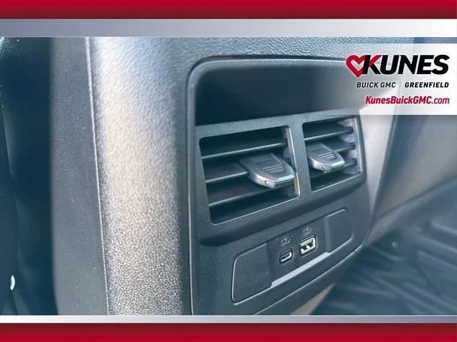 Nuevos GMC CANYON à Estados chez autogozo