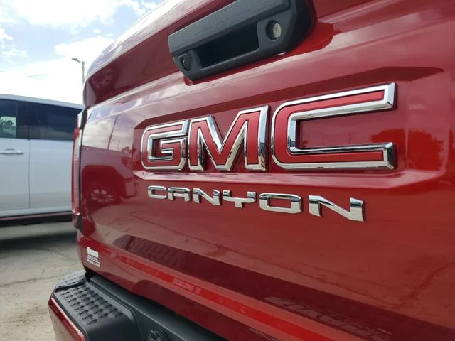 Nuevos GMC CANYON à Estados chez autogozo