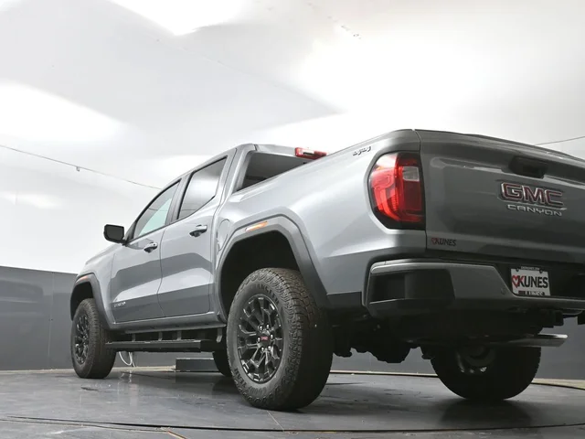 Nuevos GMC CANYON à Estados chez autogozo