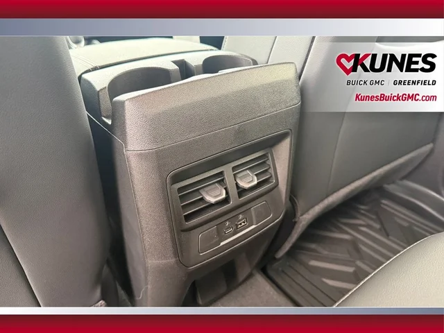 Nuevos GMC CANYON à Estados chez autogozo
