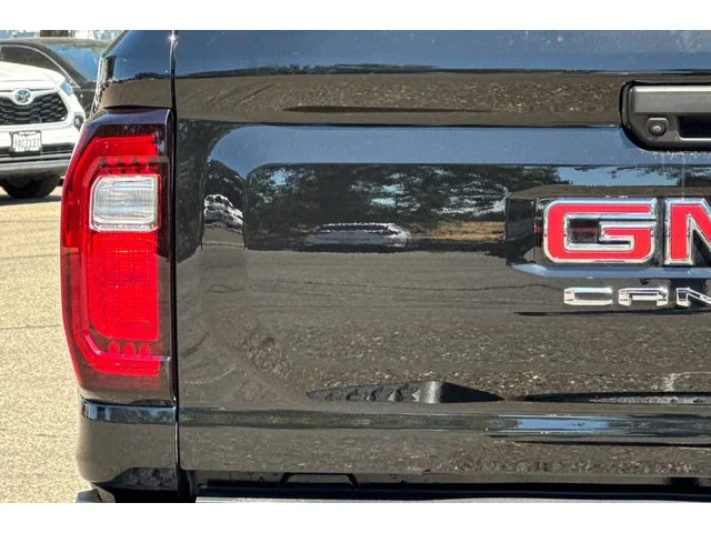SEMINUEVOS GMC Canyon at ELK GROVE in Elk Grove Buick GMC