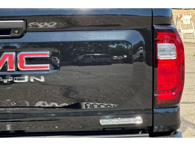 SEMINUEVOS GMC Canyon at ELK GROVE in Elk Grove Buick GMC