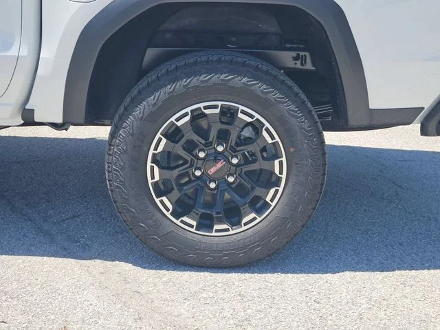 Nuevos GMC CANYON à Estados chez autogozo