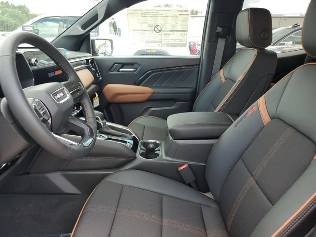 Nuevos GMC CANYON à Estados chez autogozo
